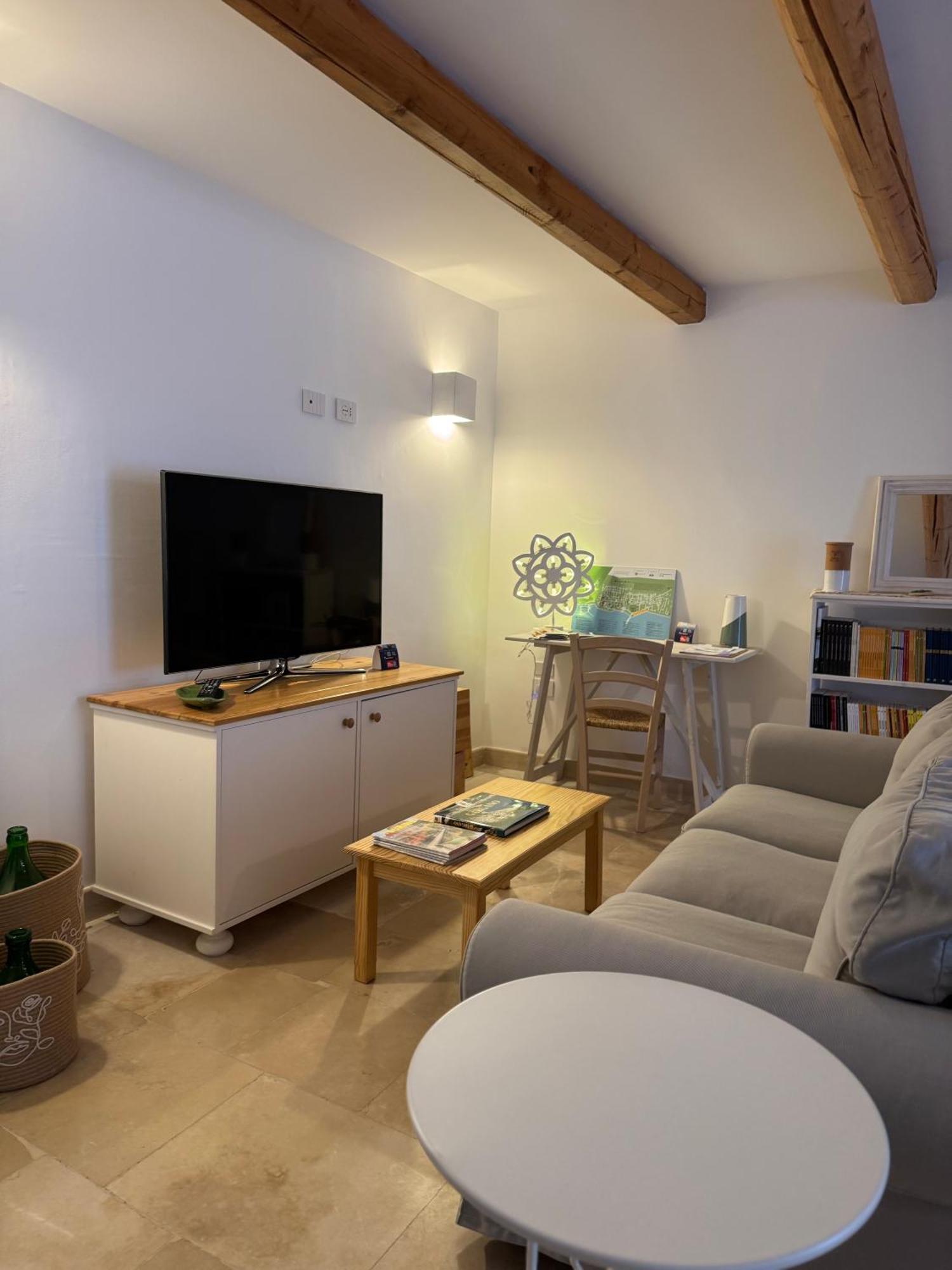 A Casa Del Console Apartment Манфредония Екстериор снимка